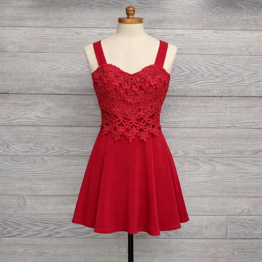 Vintage Surian Red Lace Romantic Dress Womens XS Valentines Day Date Made in USA